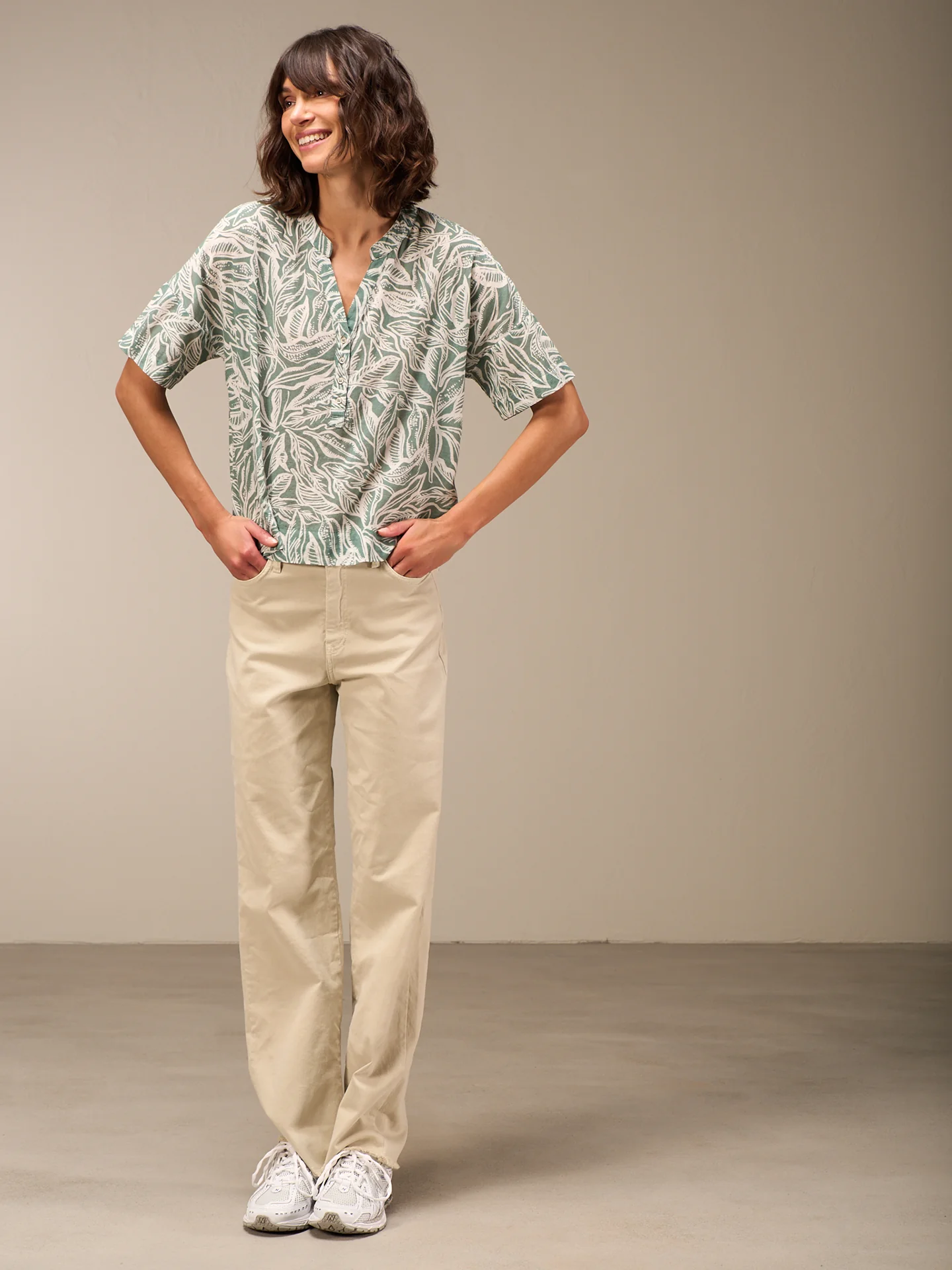 Bluse mit Stehkragen - Image 14