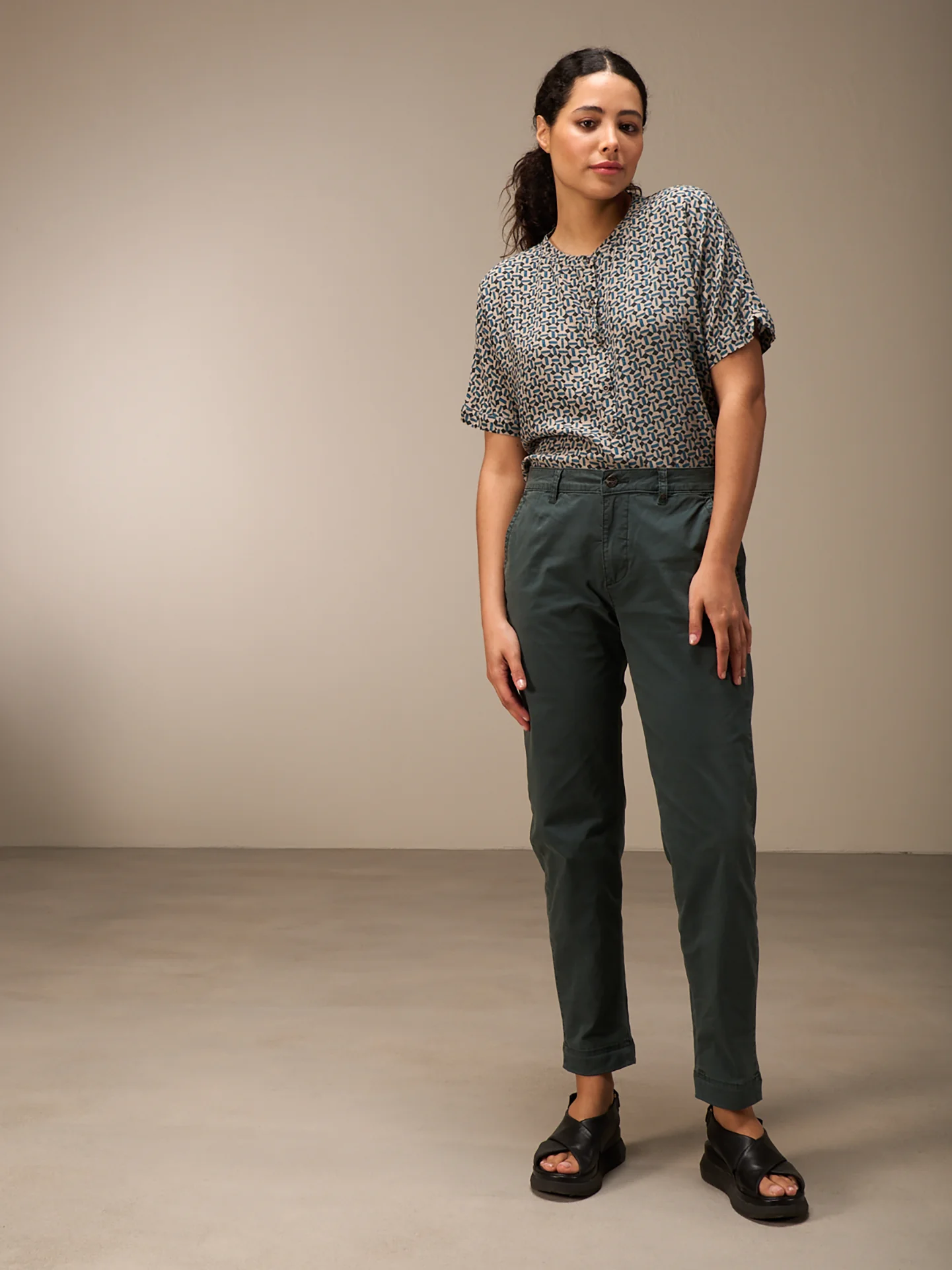 Chino - Image 16