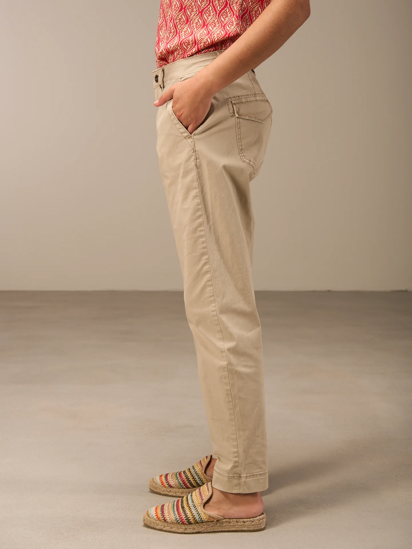 Chino - Image 4